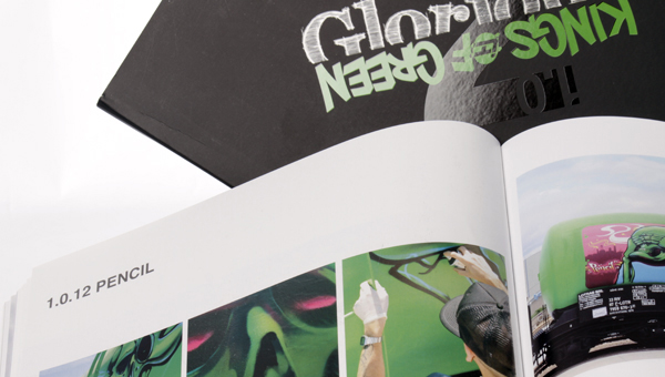 Glorious 3 / Kings of Green 1.1